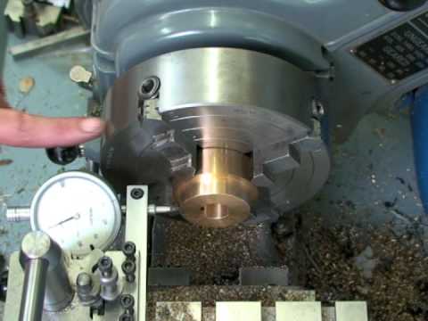 Easy centering 4 jaw chuck