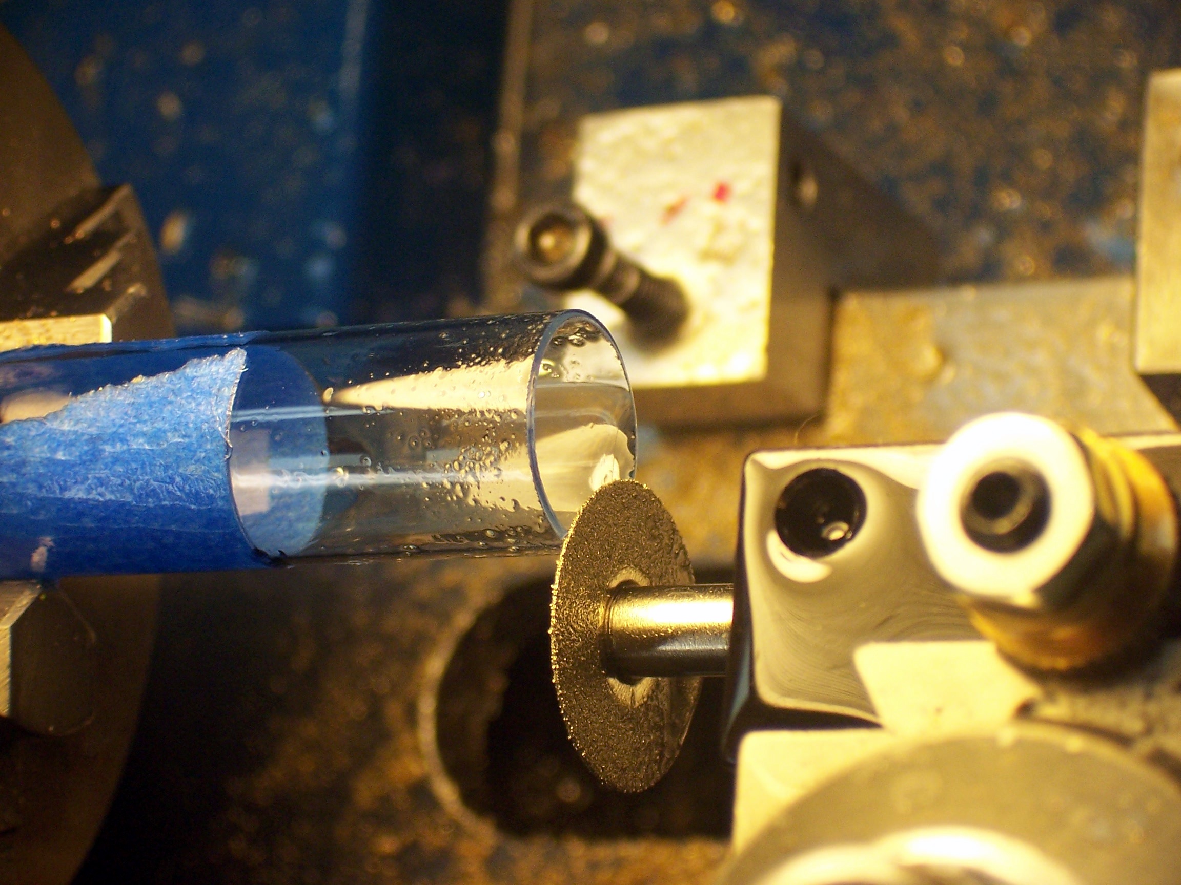 Grinding the edge smooth